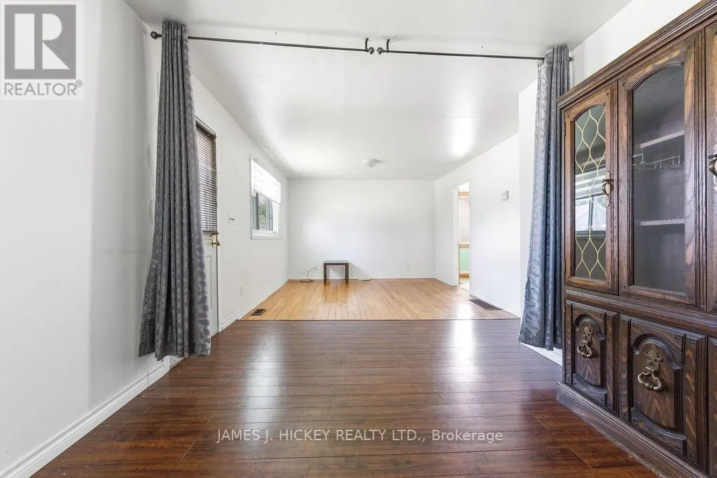 6 HILLCREST AVENUE