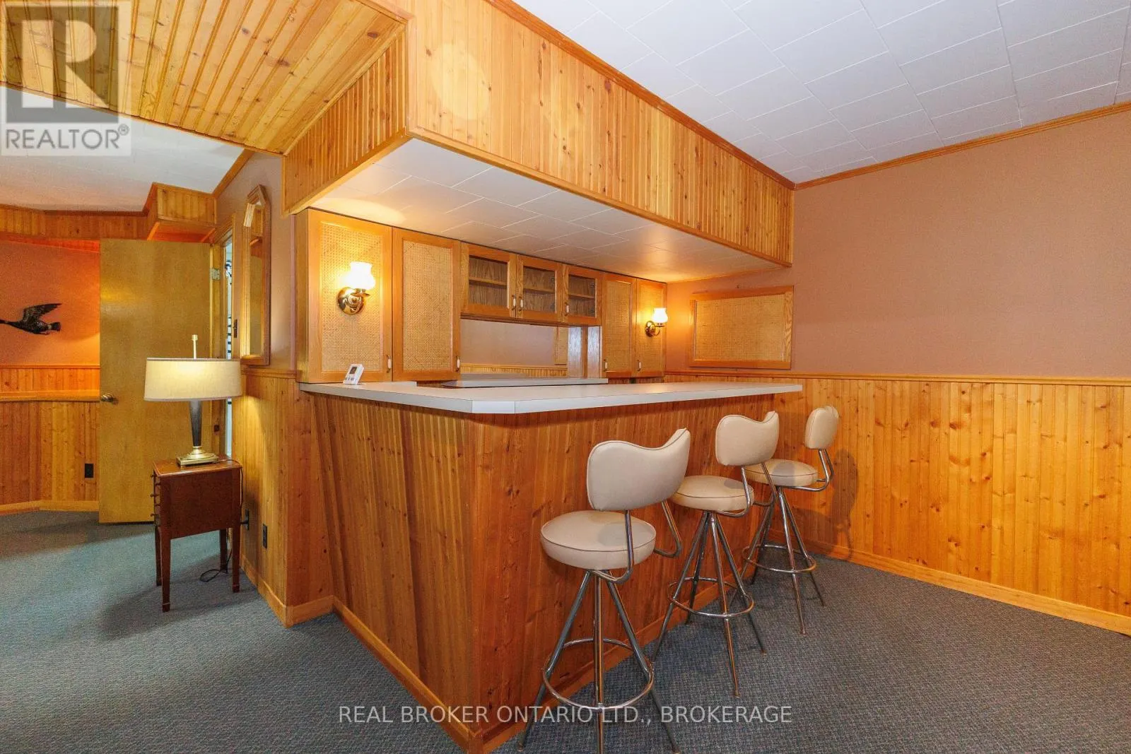 63 KINCARDINE STREET W
