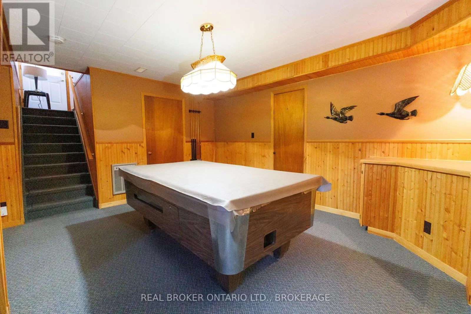 63 KINCARDINE STREET W