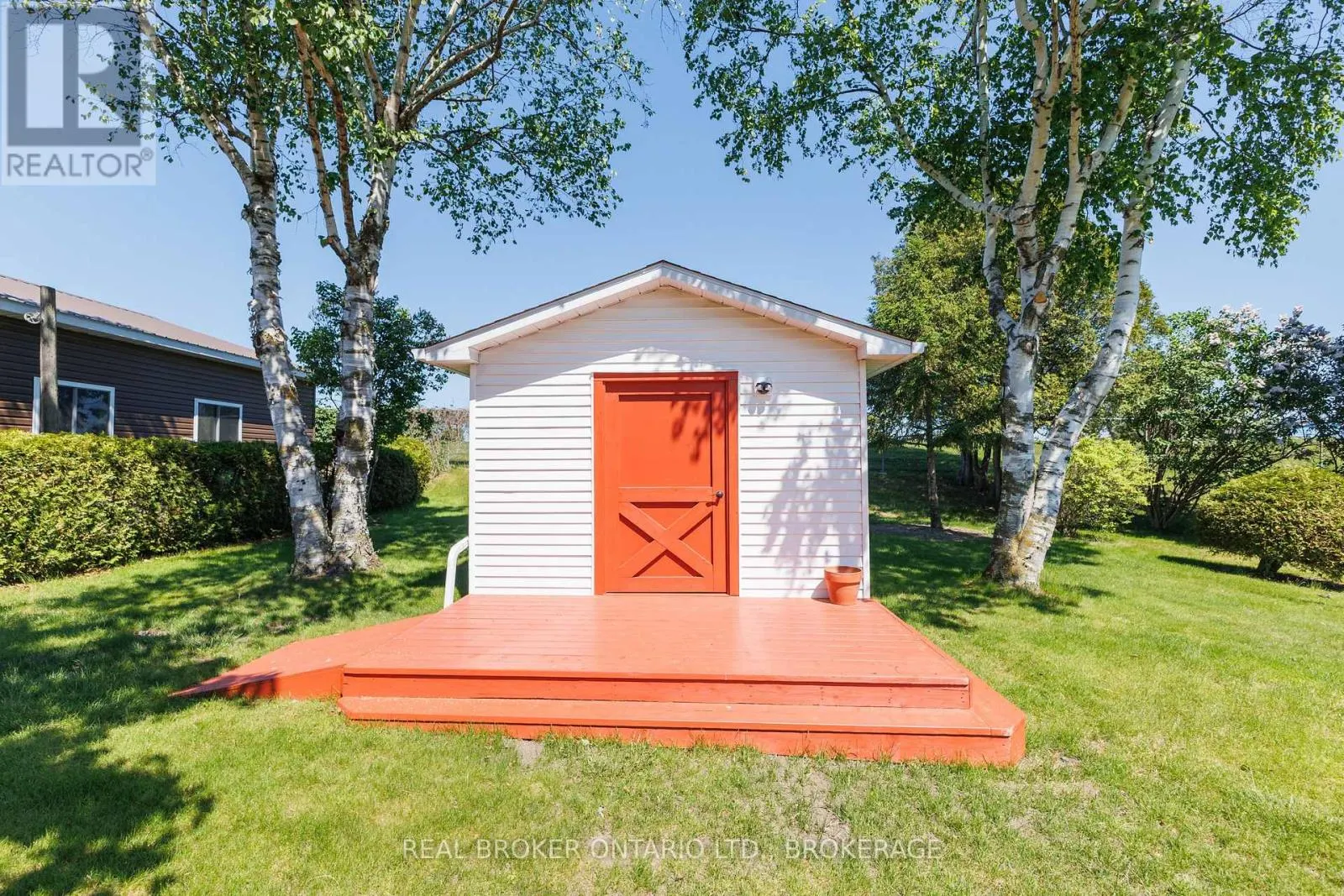 63 KINCARDINE STREET W