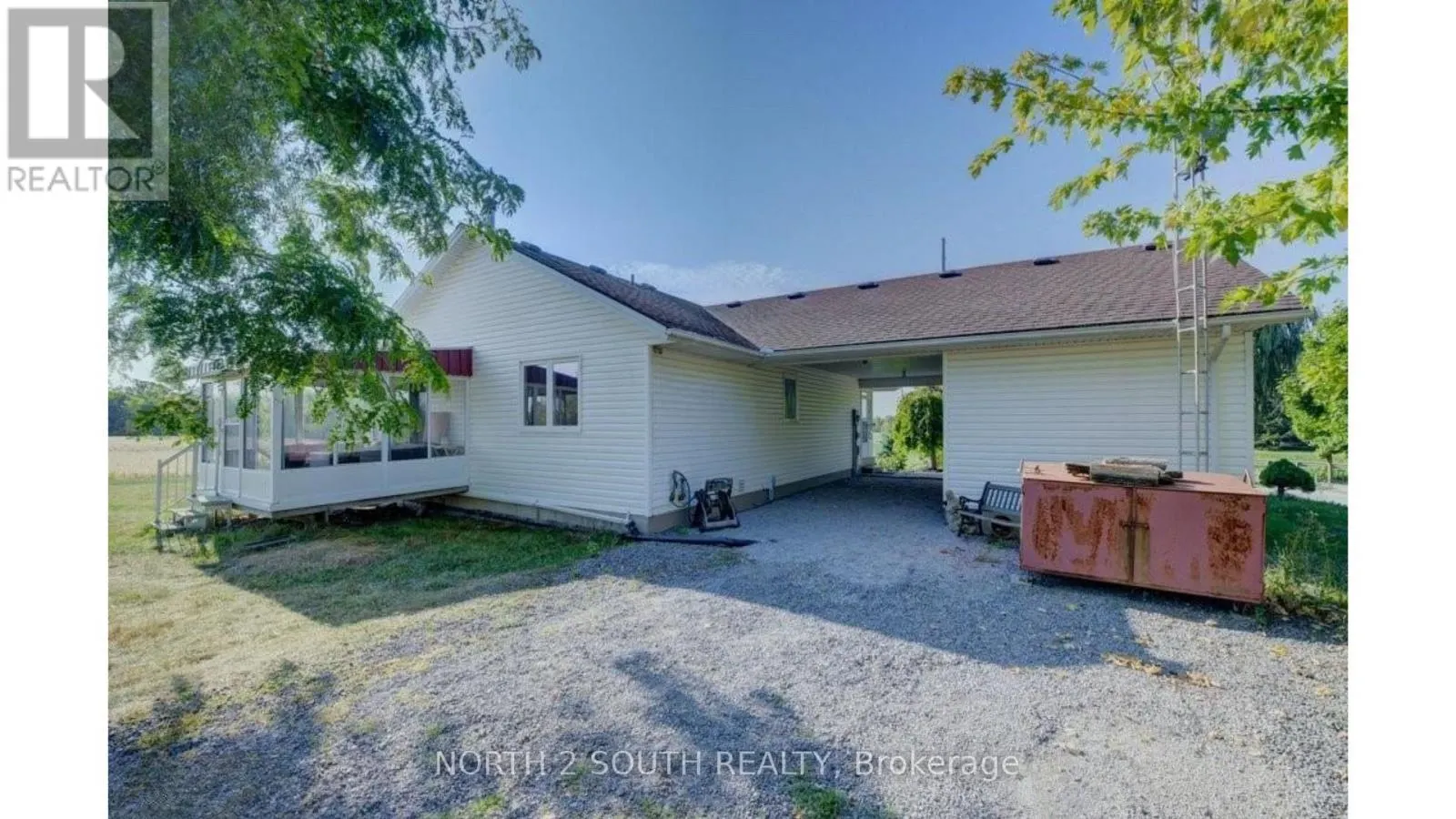 6737 HIGHWAY 20