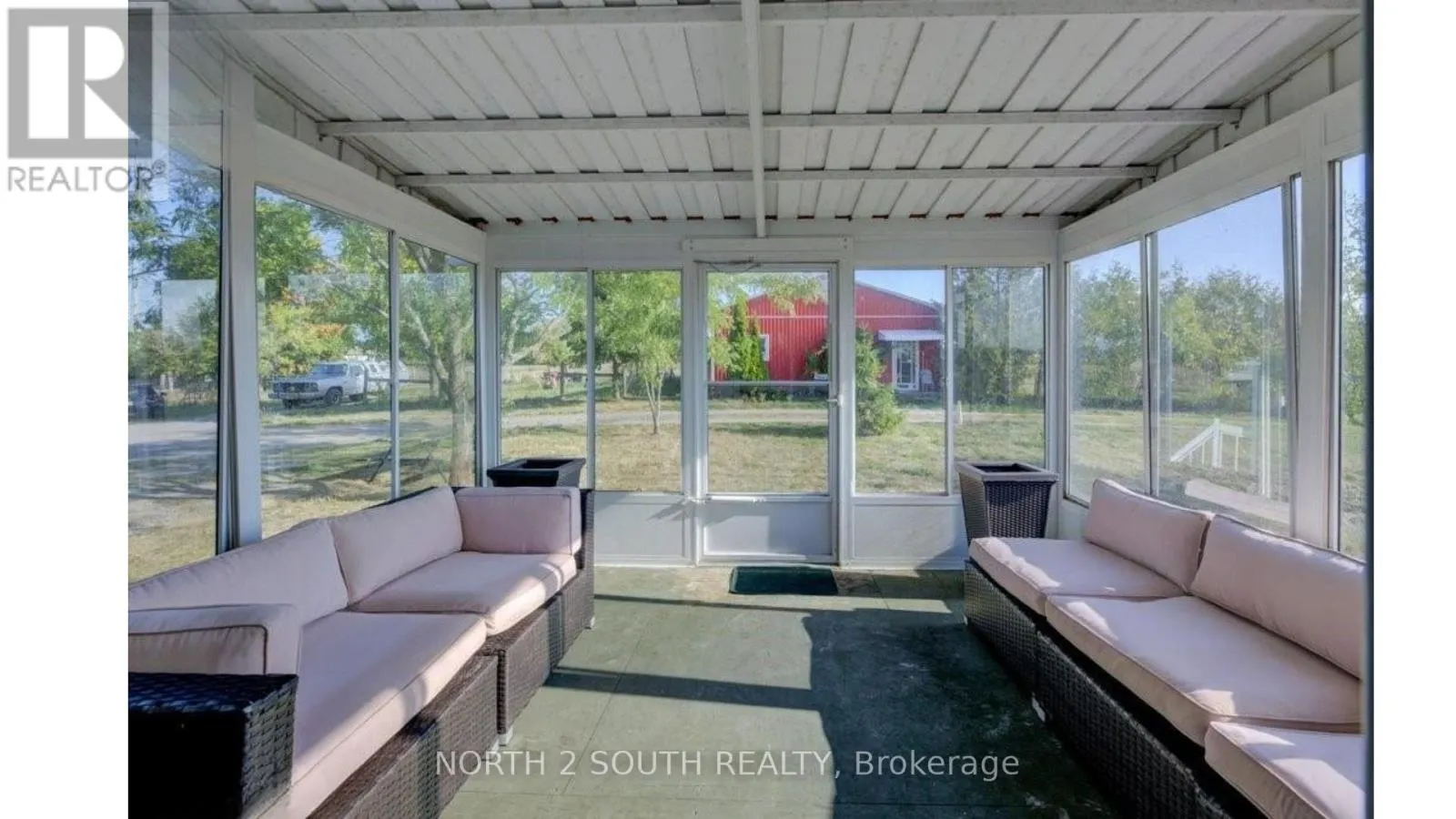 6737 HIGHWAY 20