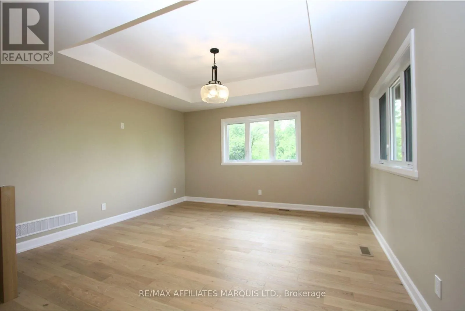 21477 MACGREGOR DRIVE