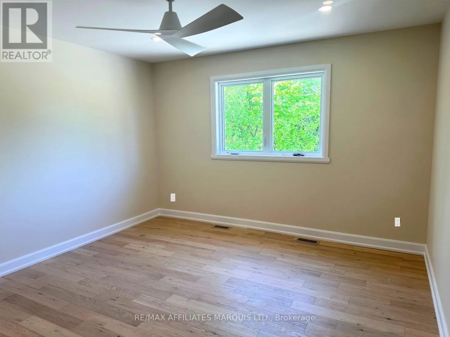 21477 MACGREGOR DRIVE