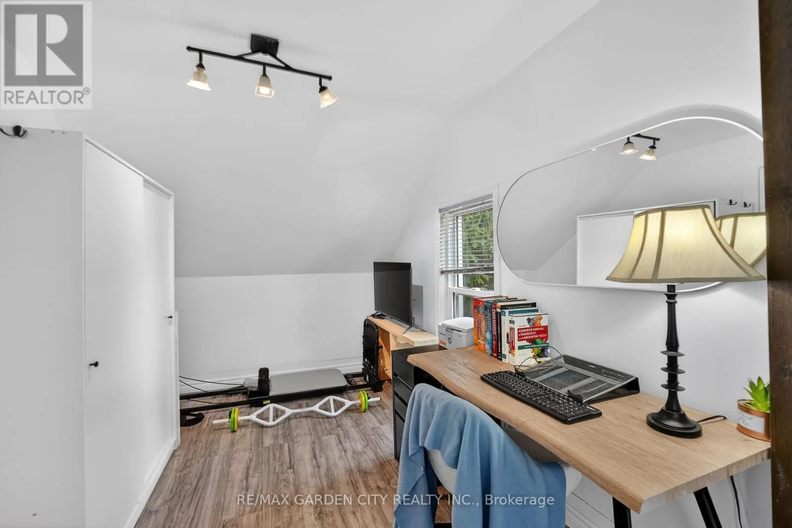 3555 CAMPDEN ROAD
