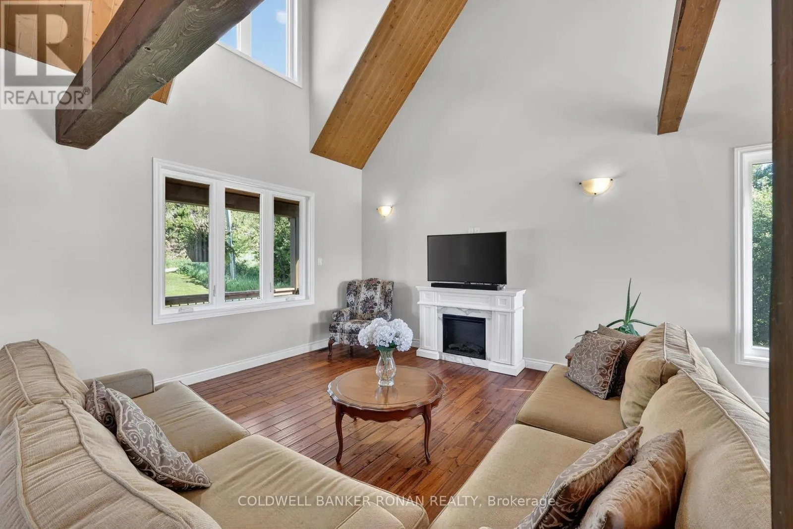 3 LAELA CRESCENT