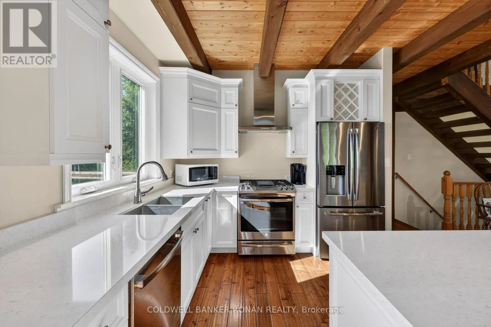 3 LAELA CRESCENT
