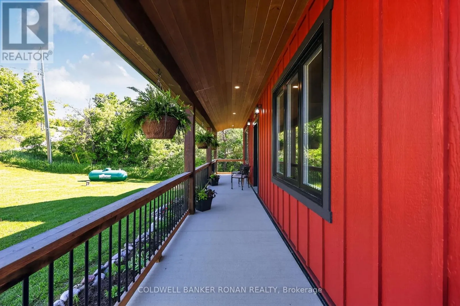 3 LAELA CRESCENT
