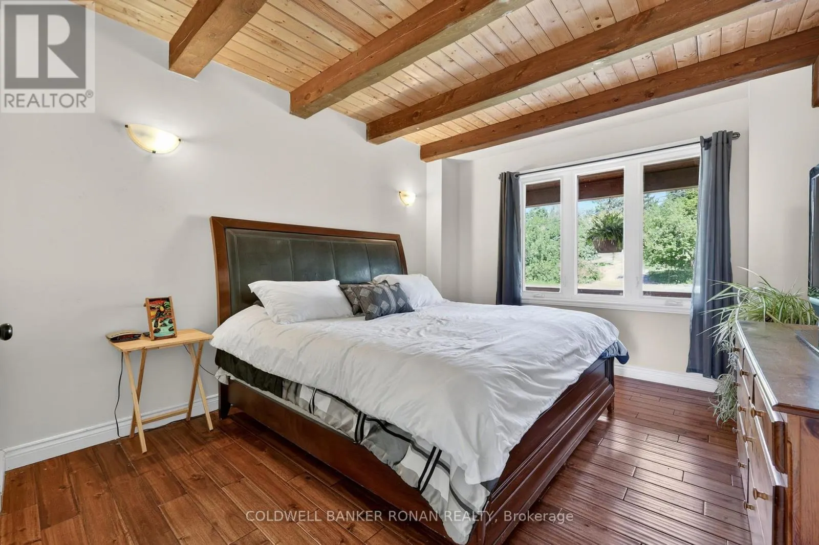 3 LAELA CRESCENT