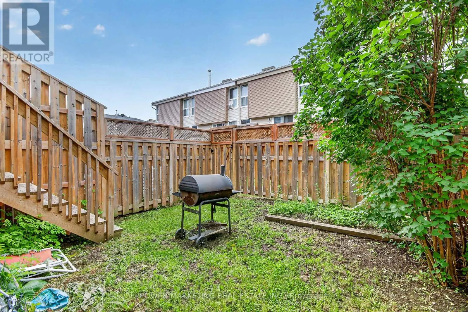 95 - 3415 UPLANDS DRIVE