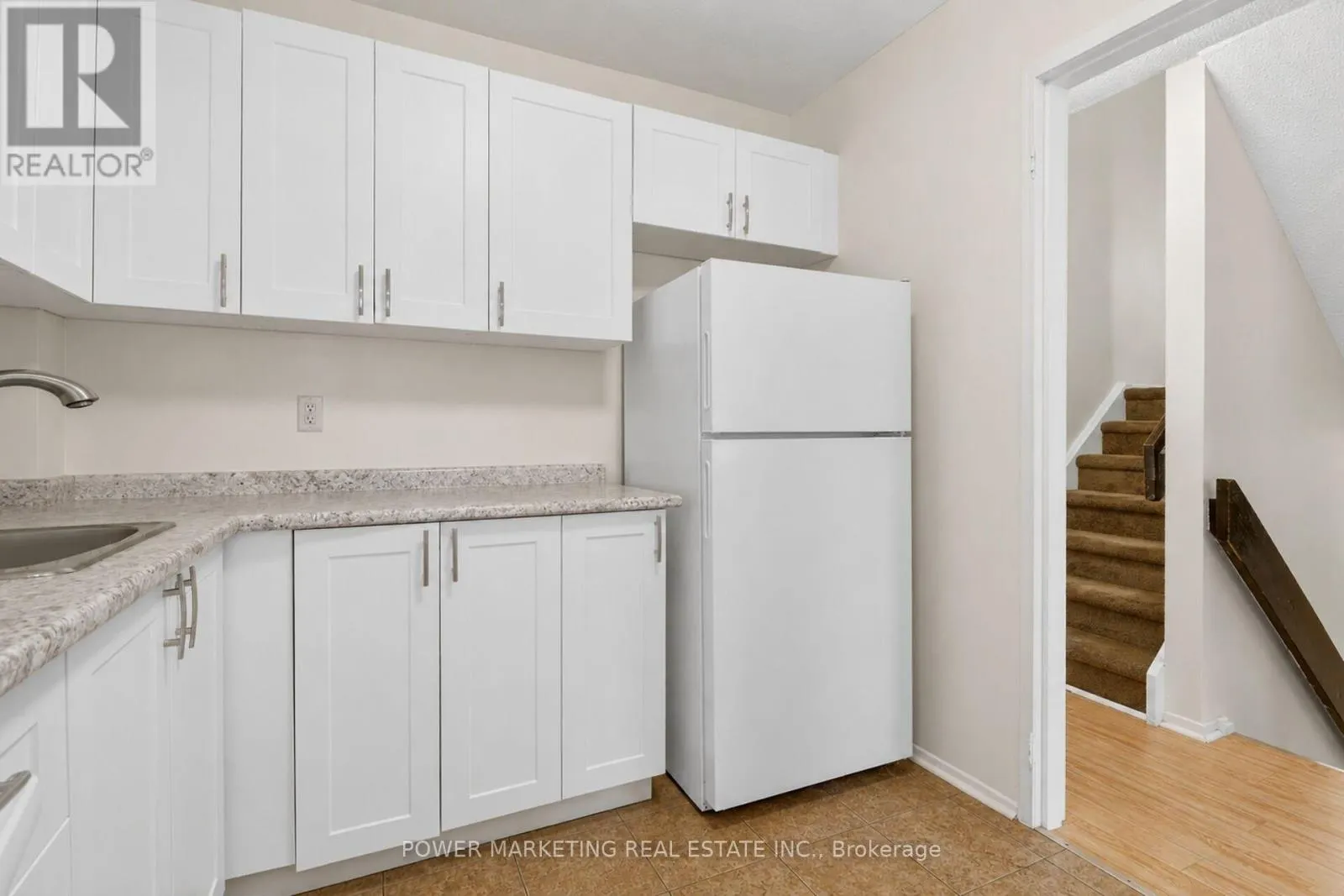 95 - 3415 UPLANDS DRIVE