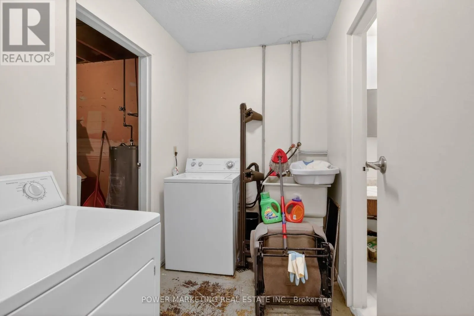 95 - 3415 UPLANDS DRIVE