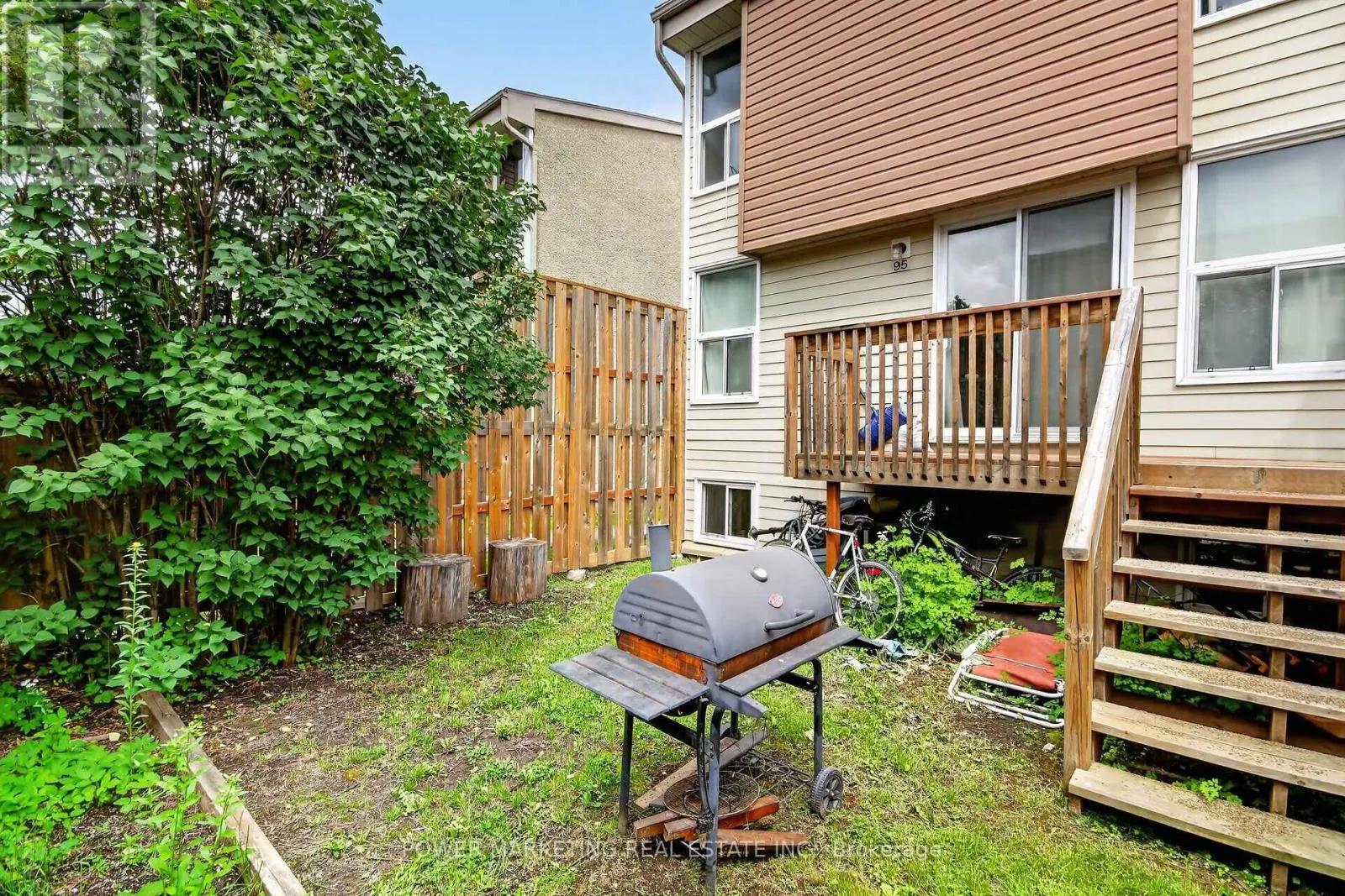 95 - 3415 UPLANDS DRIVE
