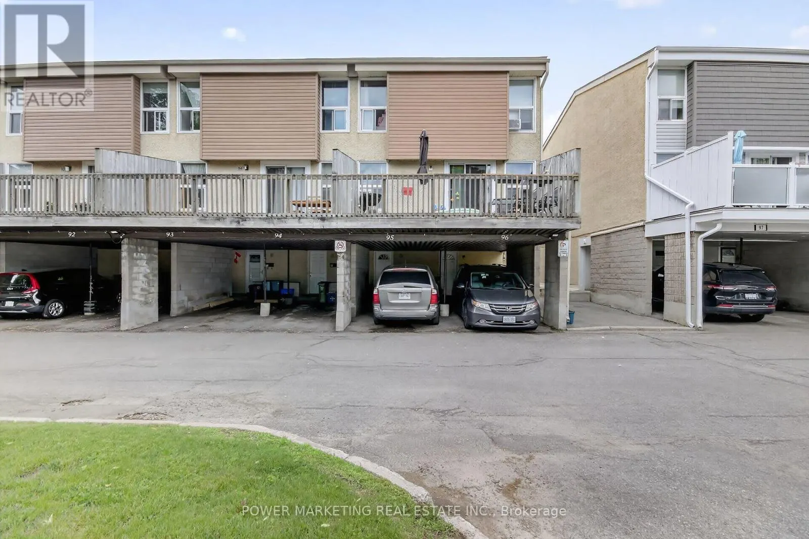 95 - 3415 UPLANDS DRIVE