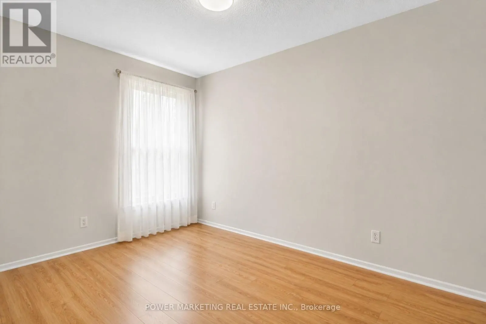 95 - 3415 UPLANDS DRIVE