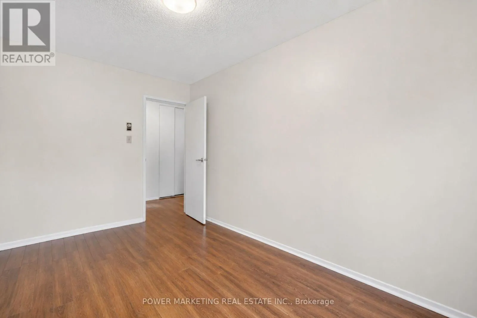 95 - 3415 UPLANDS DRIVE