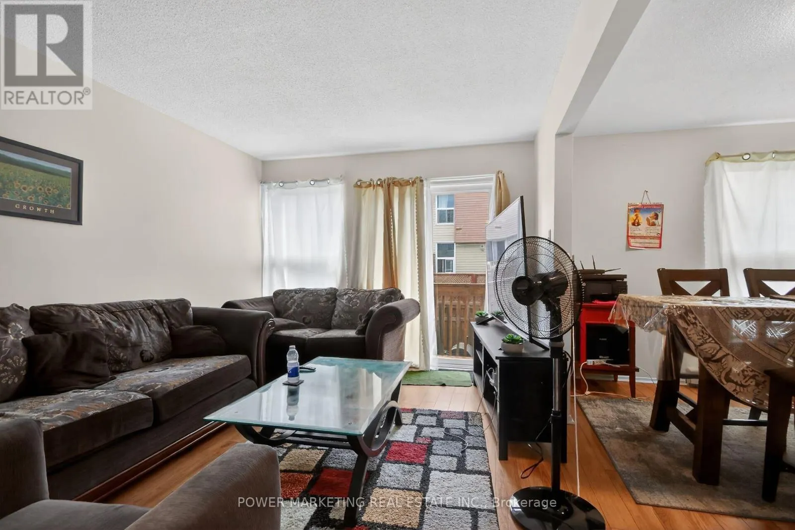95 - 3415 UPLANDS DRIVE