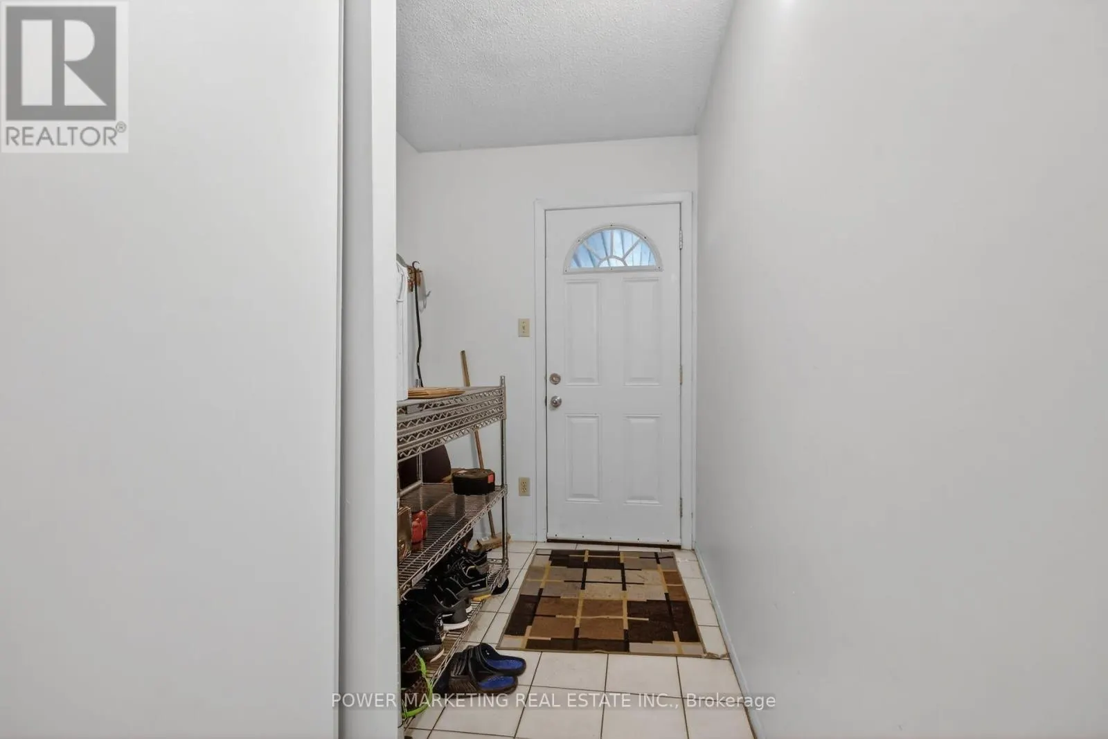 95 - 3415 UPLANDS DRIVE