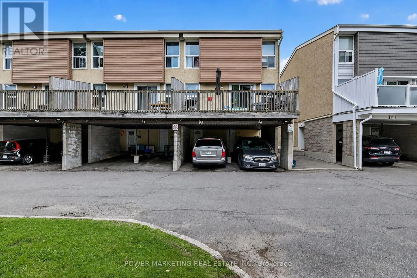 95 - 3415 UPLANDS DRIVE