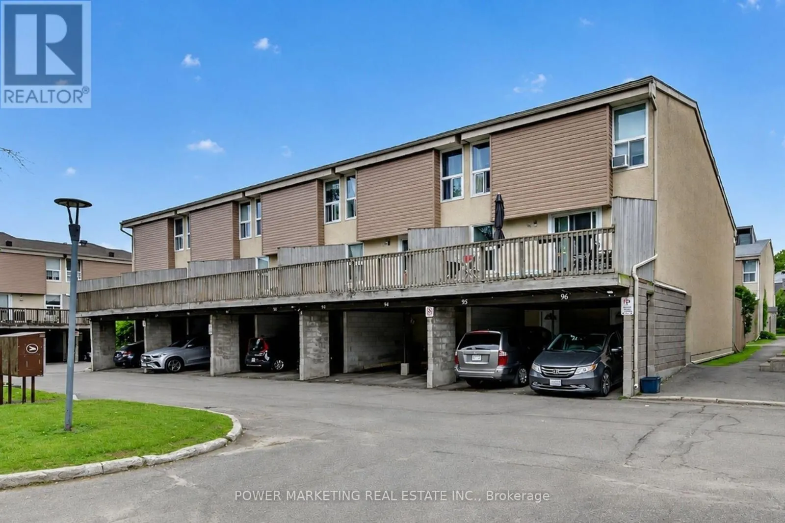 95 - 3415 UPLANDS DRIVE