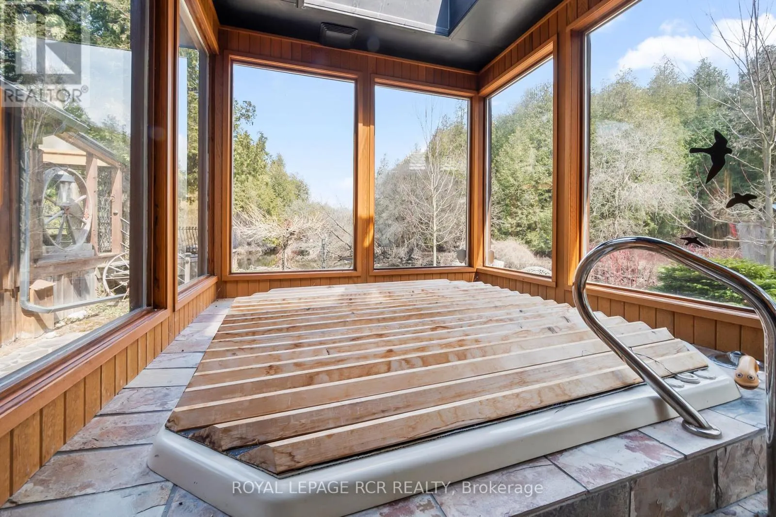 15 RIVER BLUFF PATH