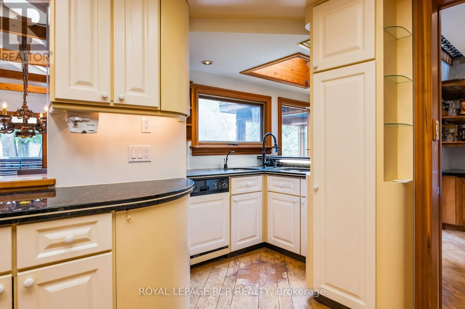 15 RIVER BLUFF PATH