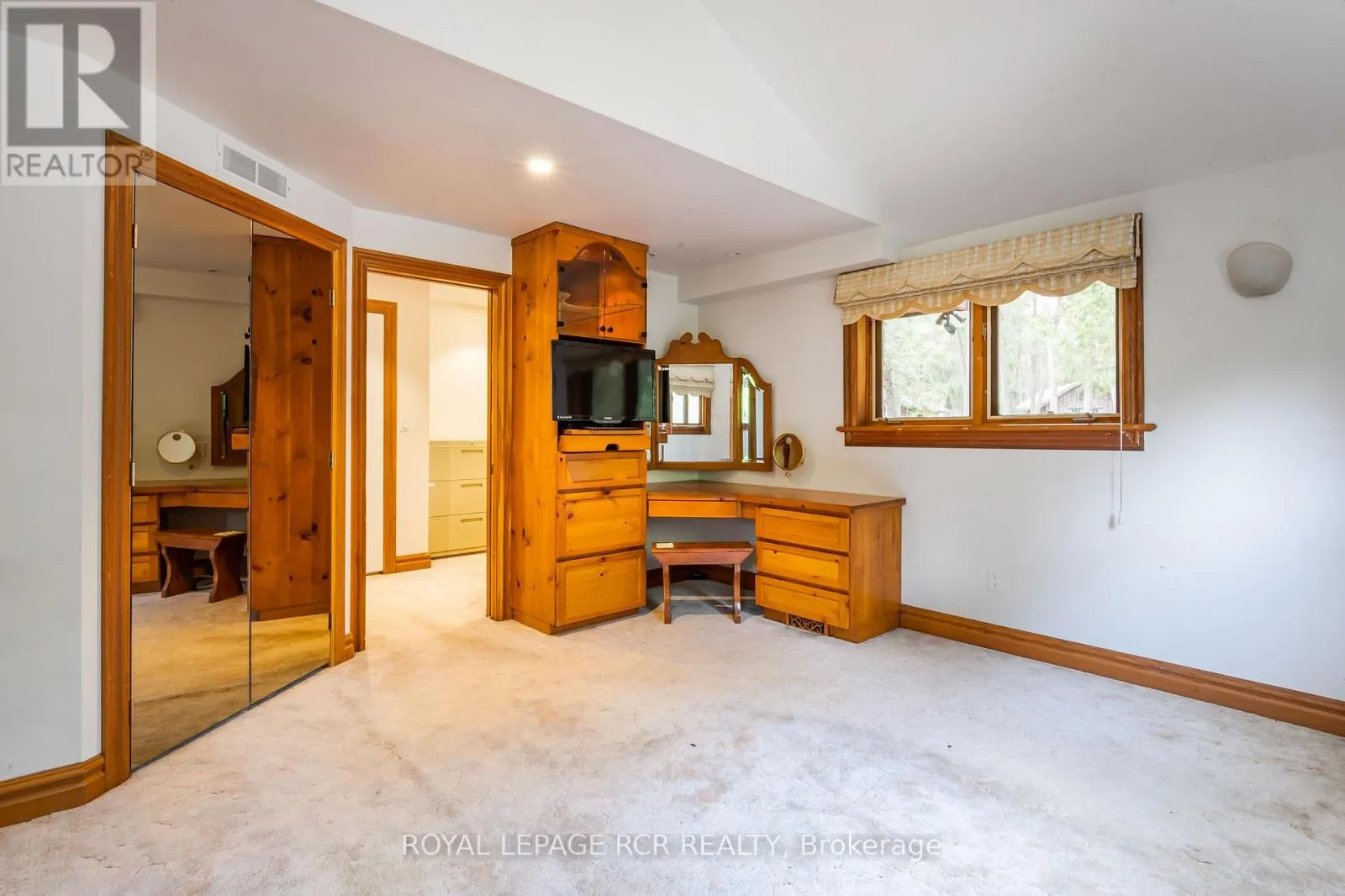 15 RIVER BLUFF PATH