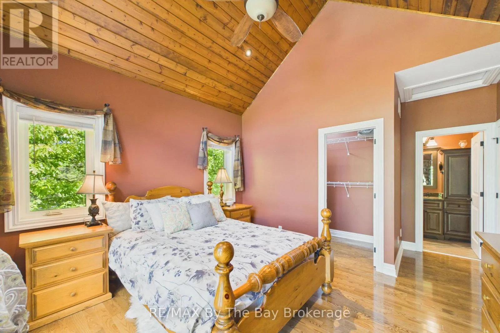 61 MCKELLAR LAKE ROAD
