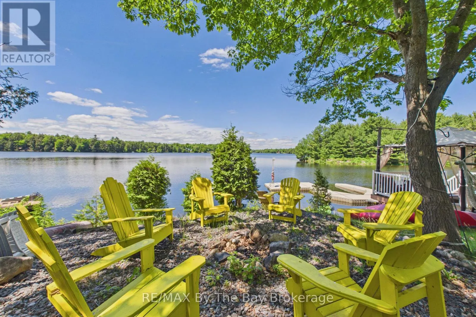 61 MCKELLAR LAKE ROAD