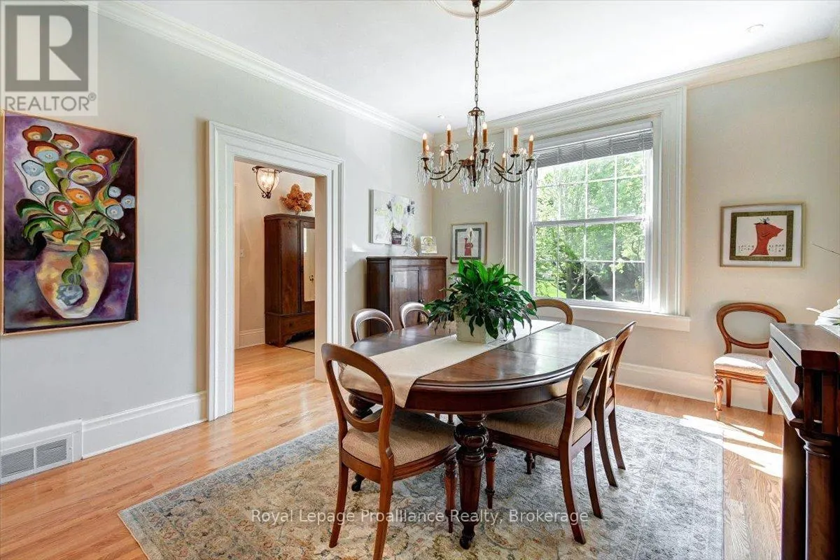94 DORSET STREET W