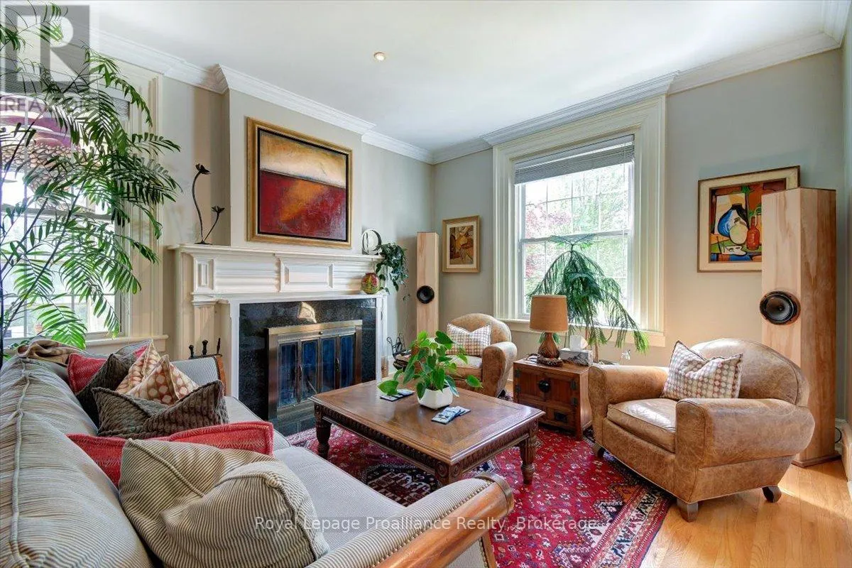 94 DORSET STREET W