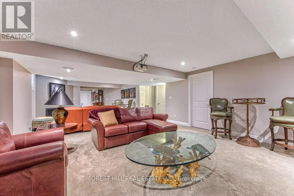158 EAGLECREST STREET