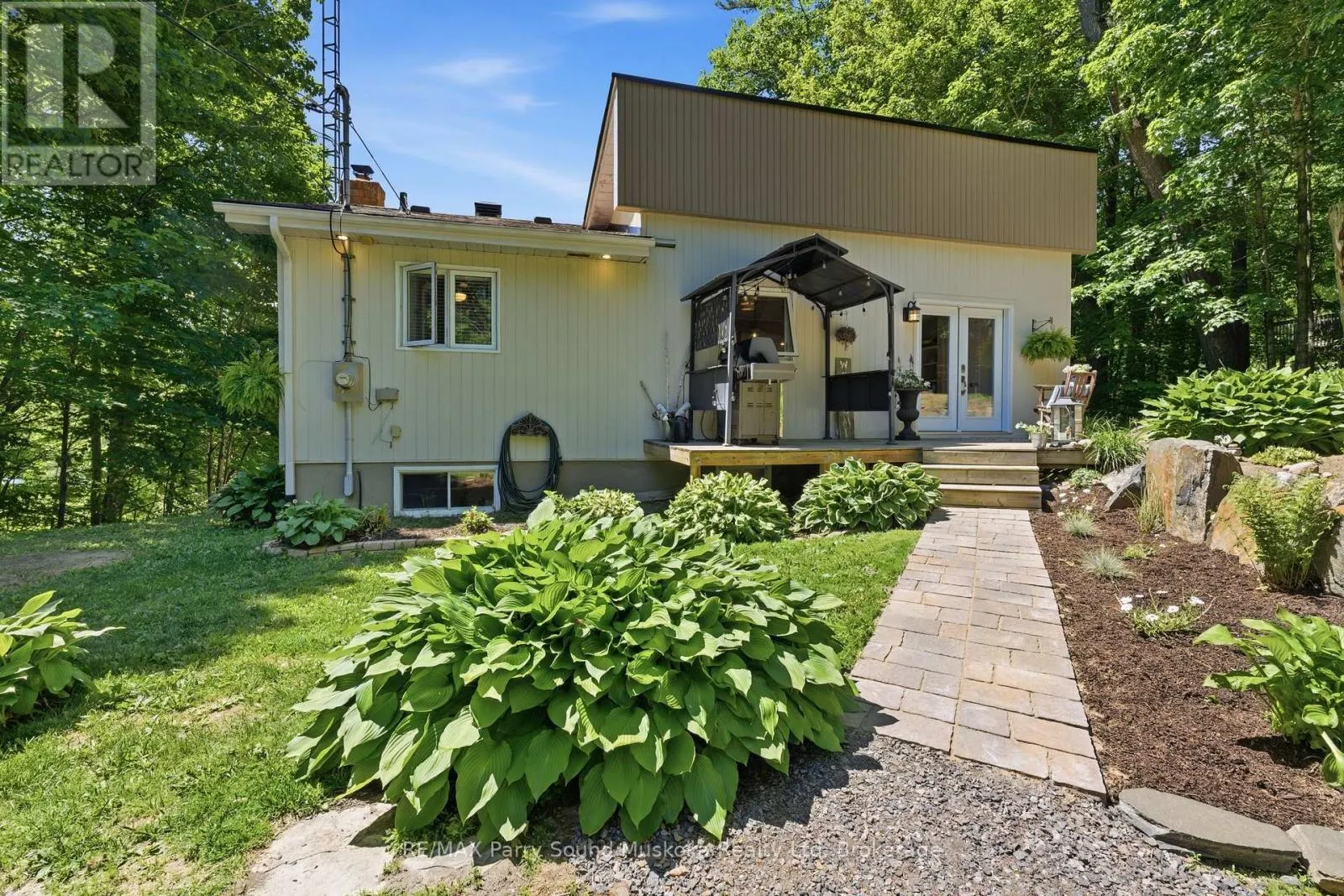 15 ELSASSER ROAD