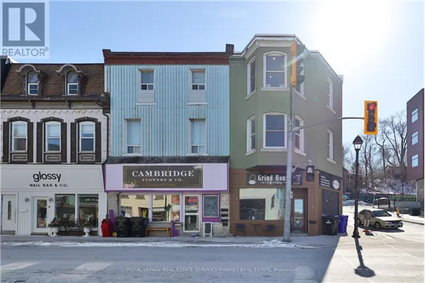 2 QUEEN STREET E