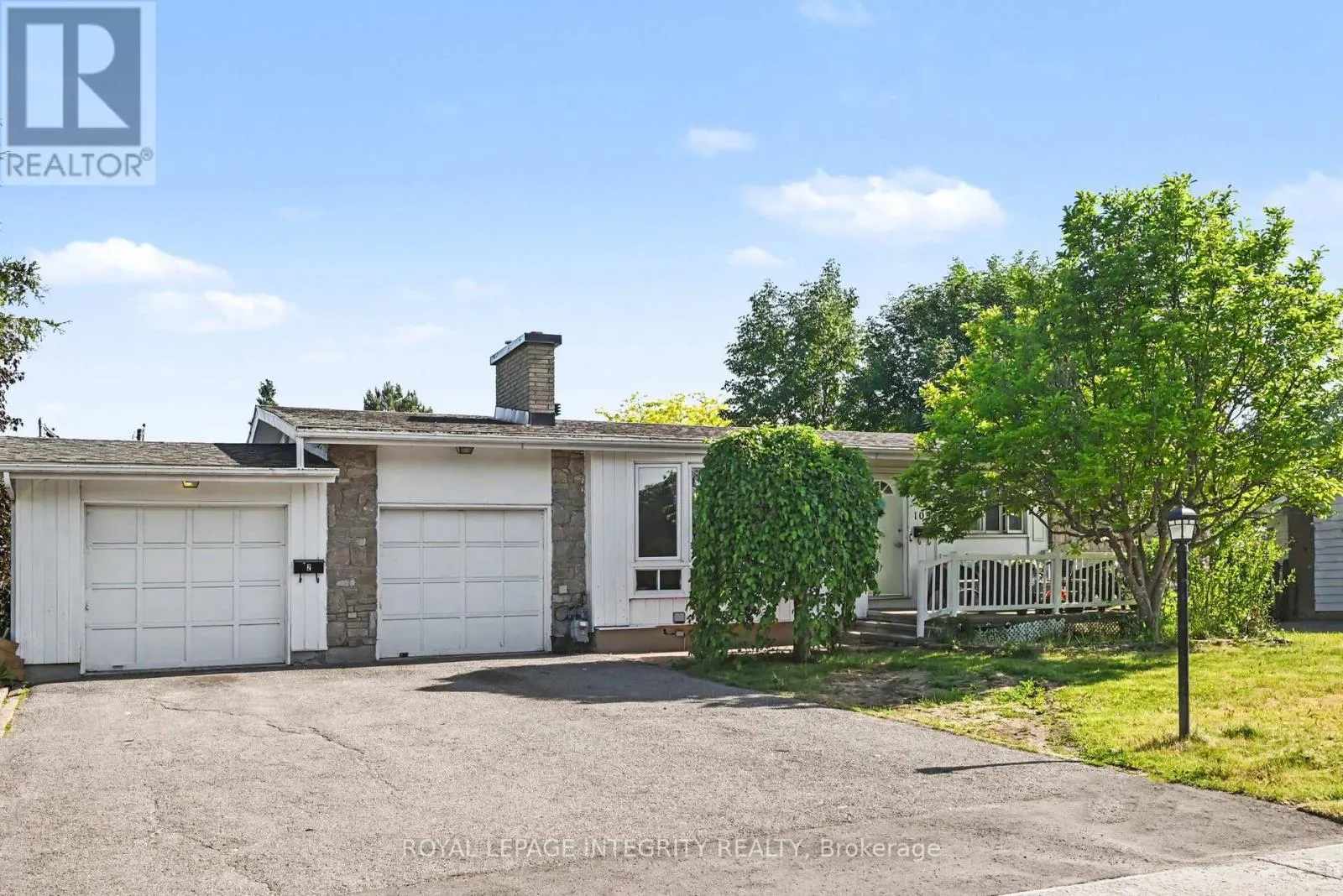104 VIEWMOUNT DRIVE