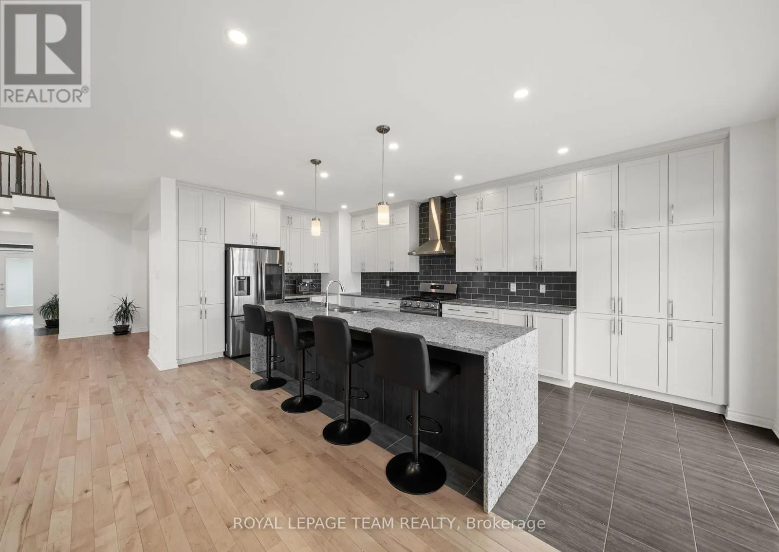 41 WHOOPING CRANE RIDGE