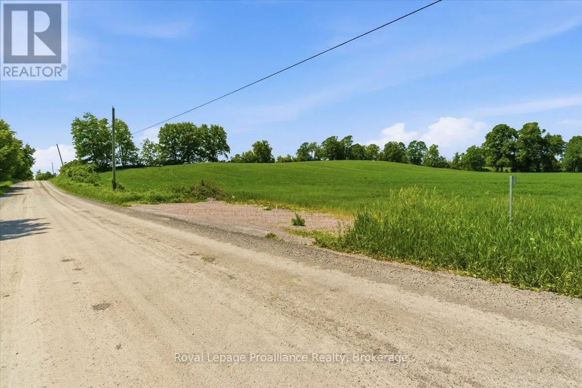 212 COUNTRYMAN ROAD