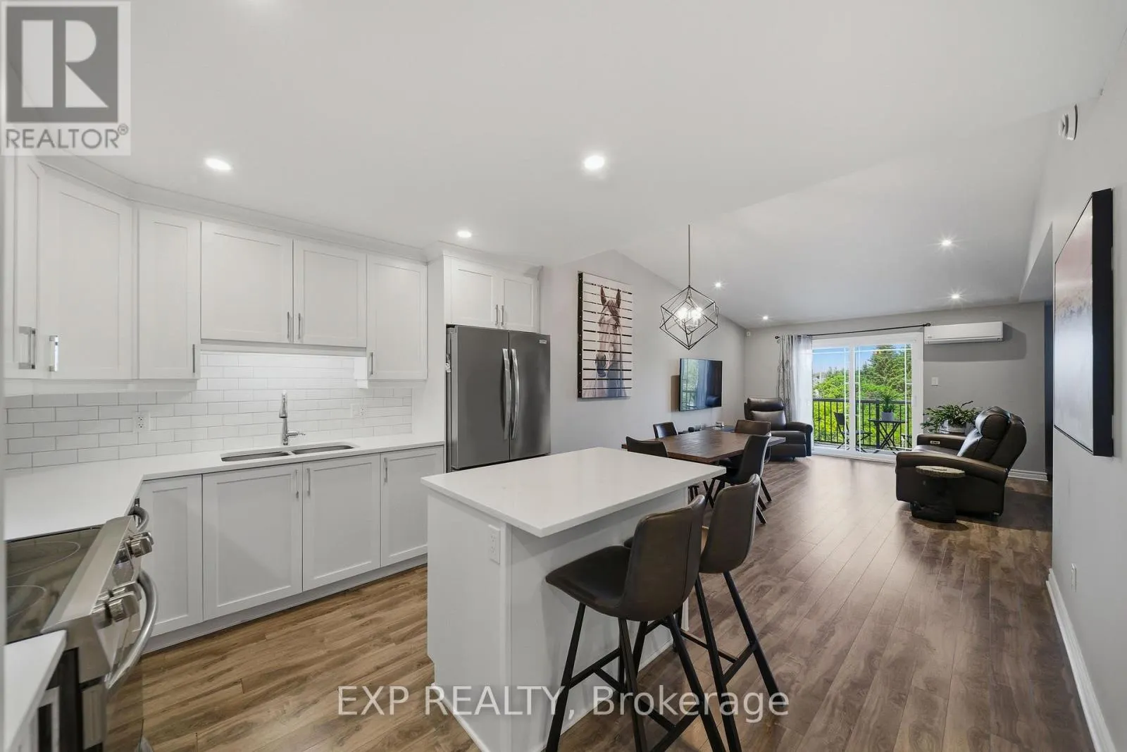 203 - 225 SPENCE AVENUE