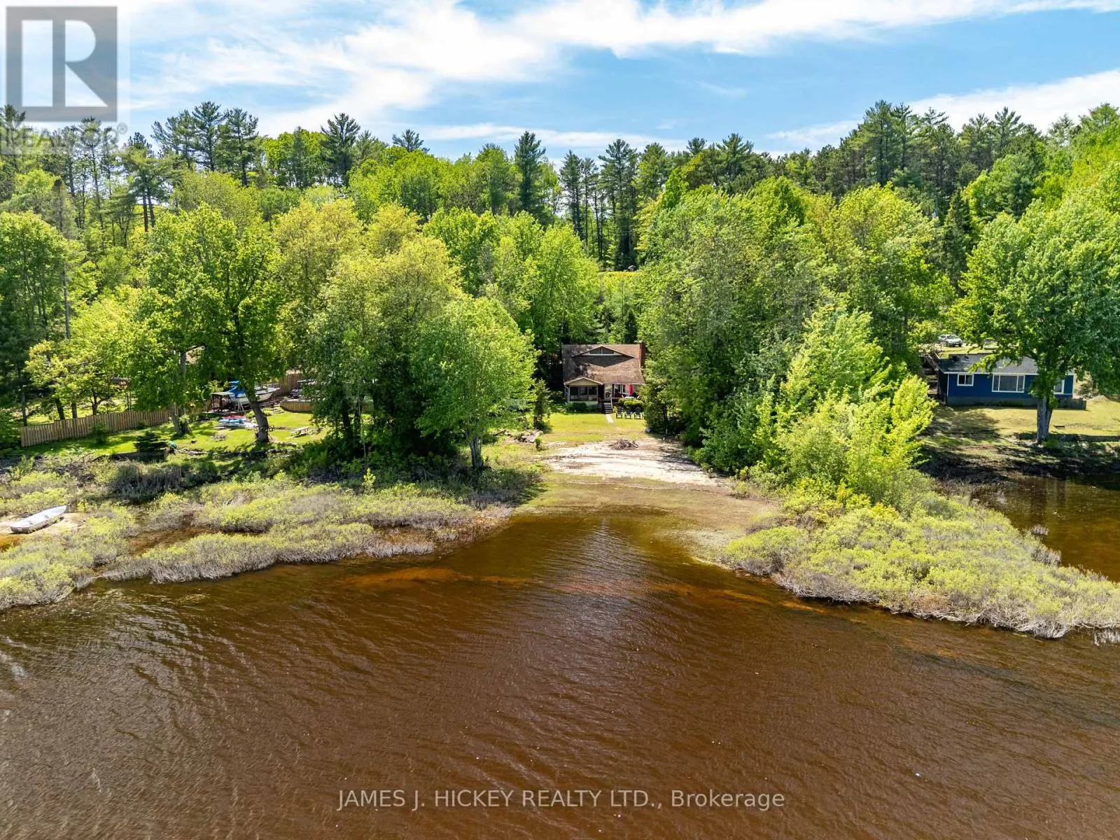 31 BEAVERBROOK LANE