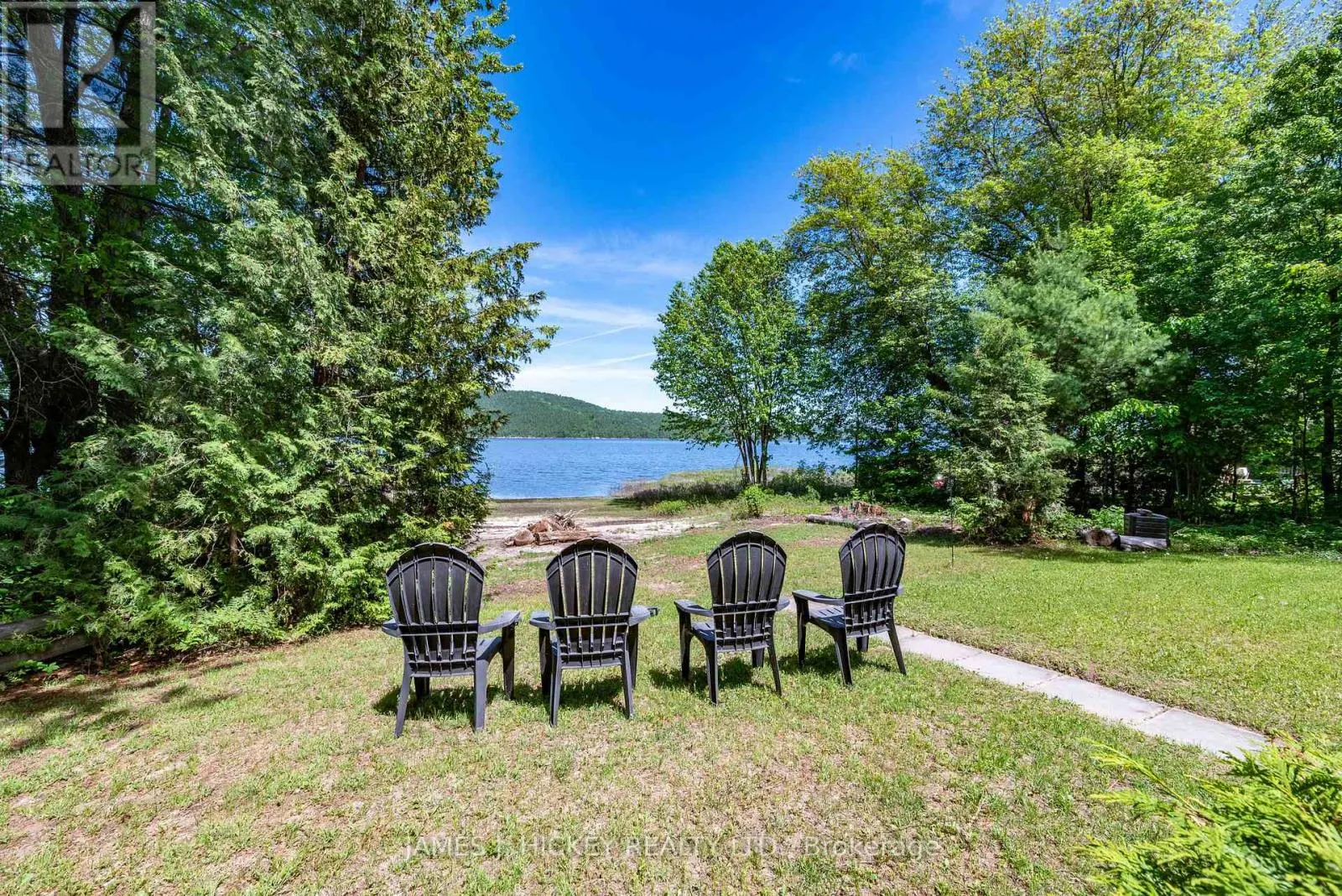 31 BEAVERBROOK LANE