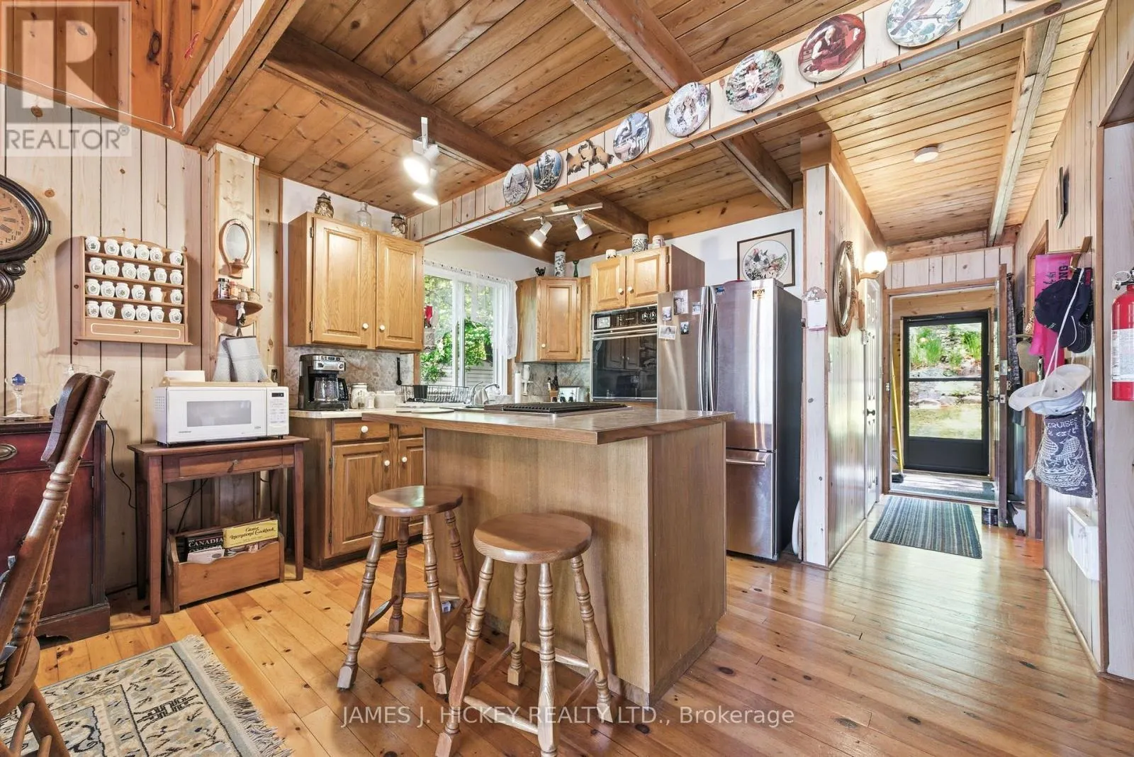 31 BEAVERBROOK LANE
