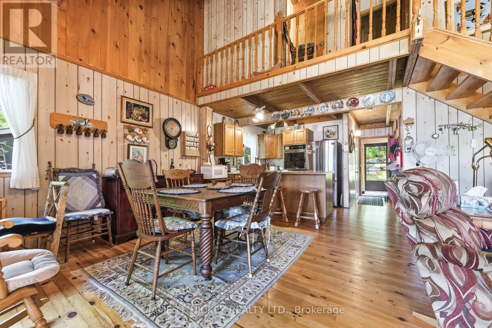 31 BEAVERBROOK LANE