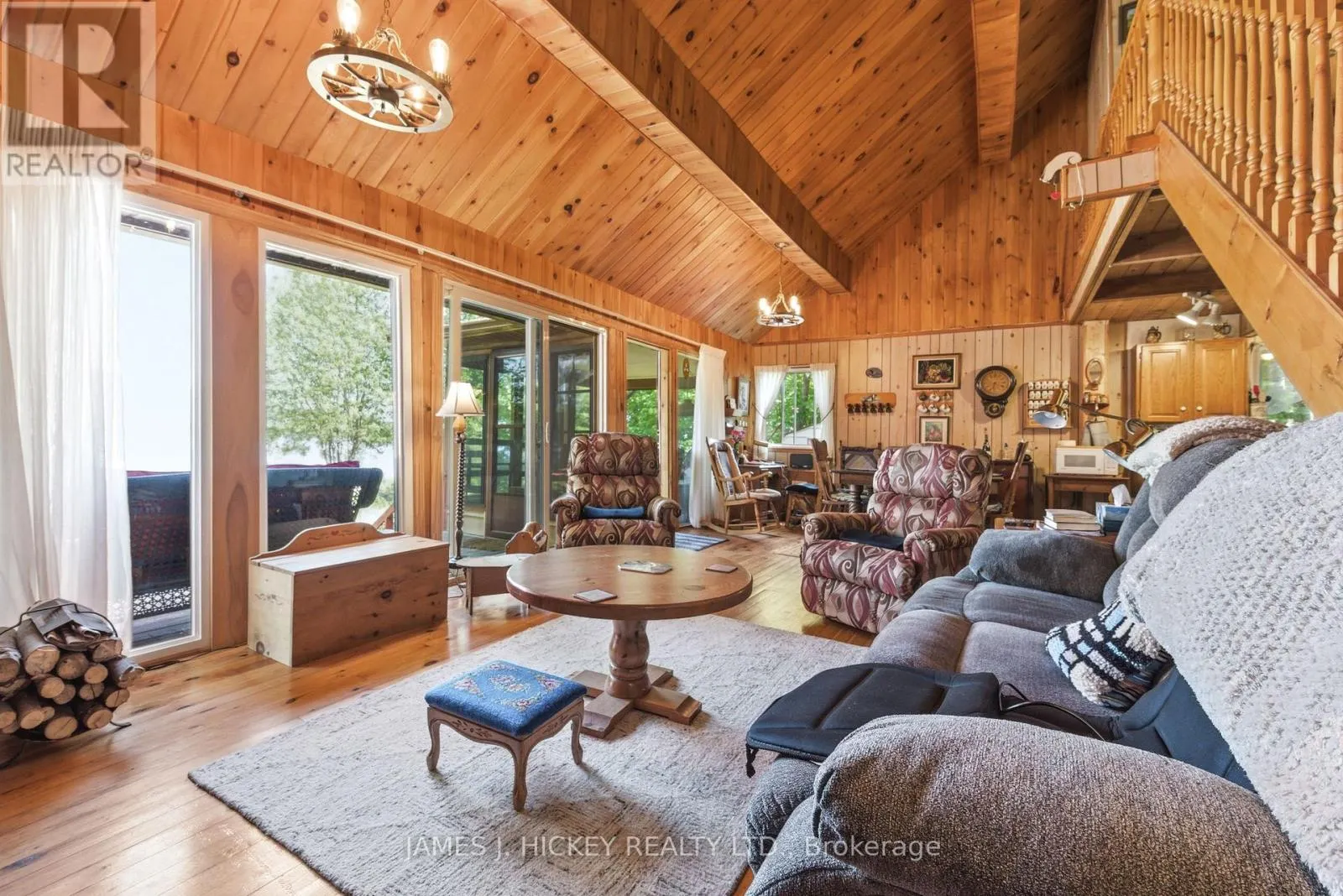 31 BEAVERBROOK LANE