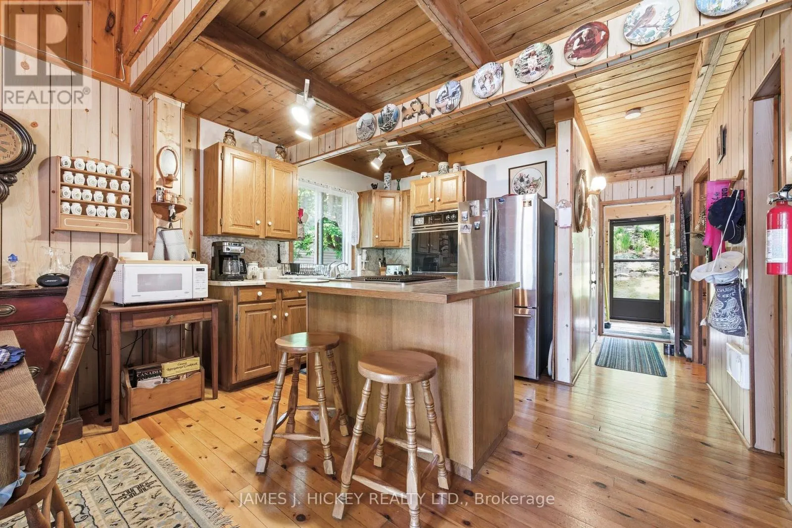 31 BEAVERBROOK LANE