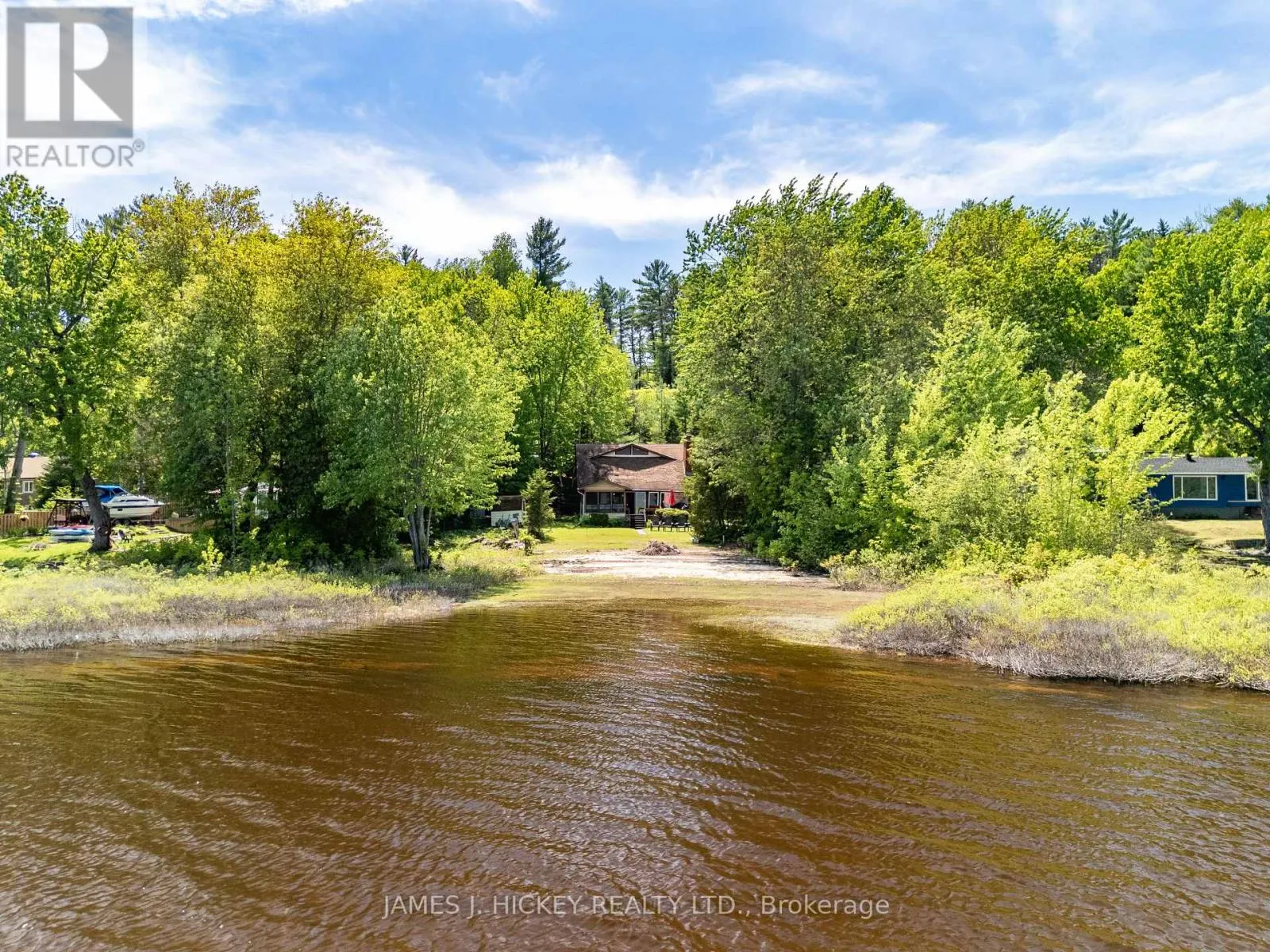 31 BEAVERBROOK LANE