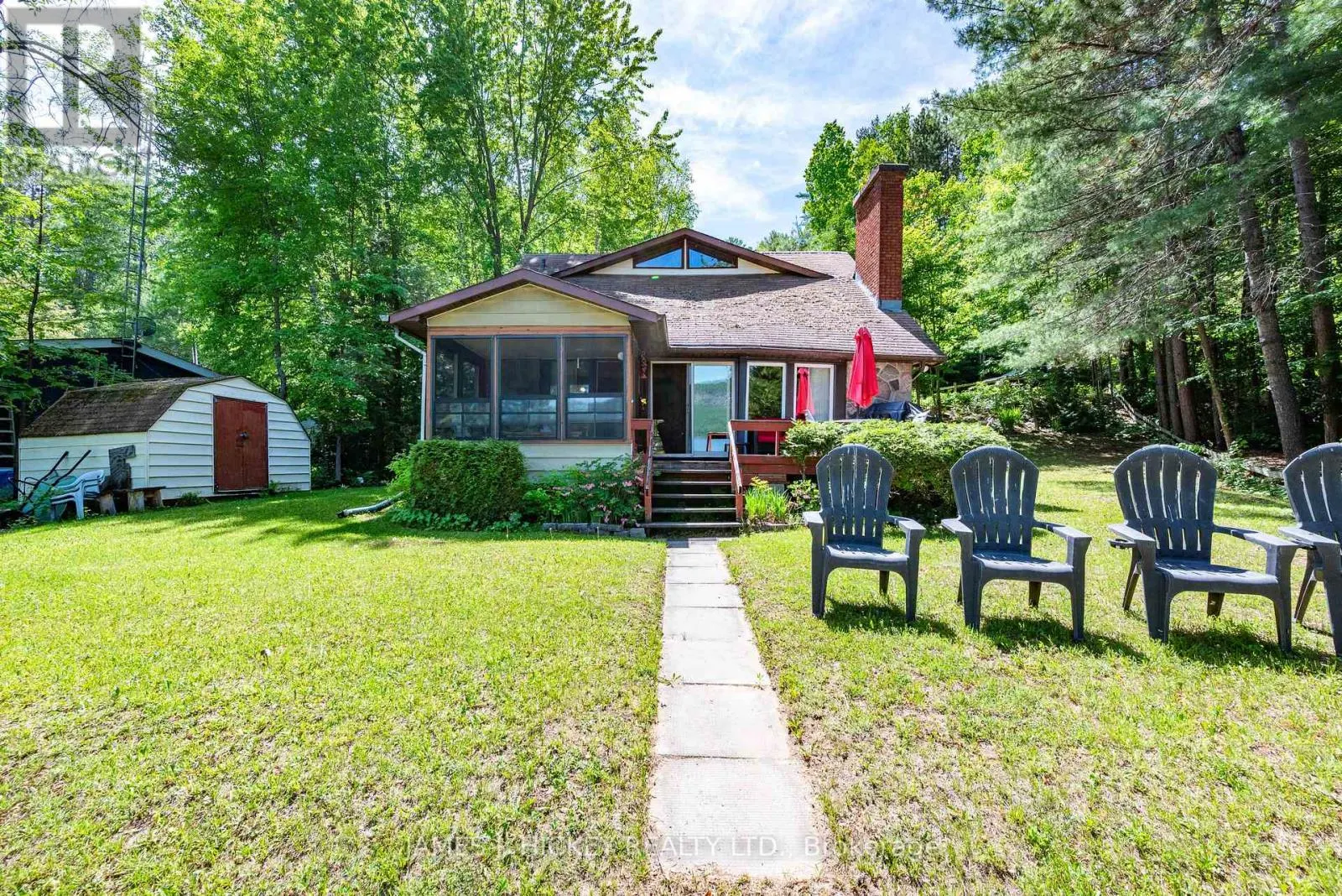 31 BEAVERBROOK LANE