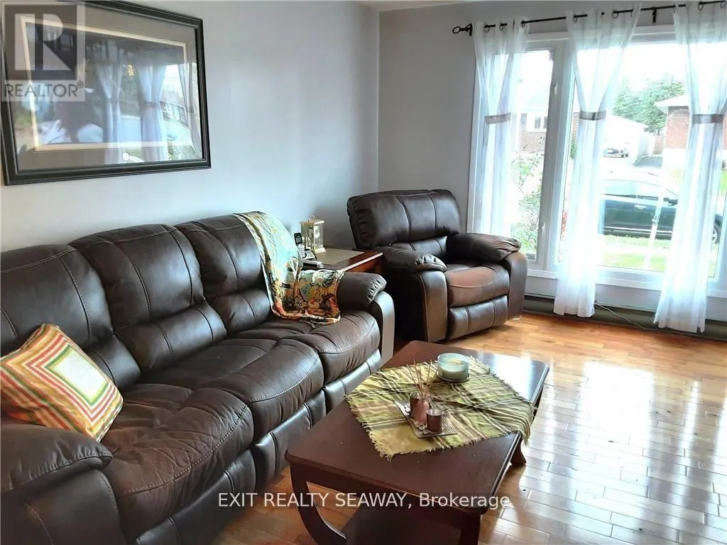 400 LYNWOOD DRIVE