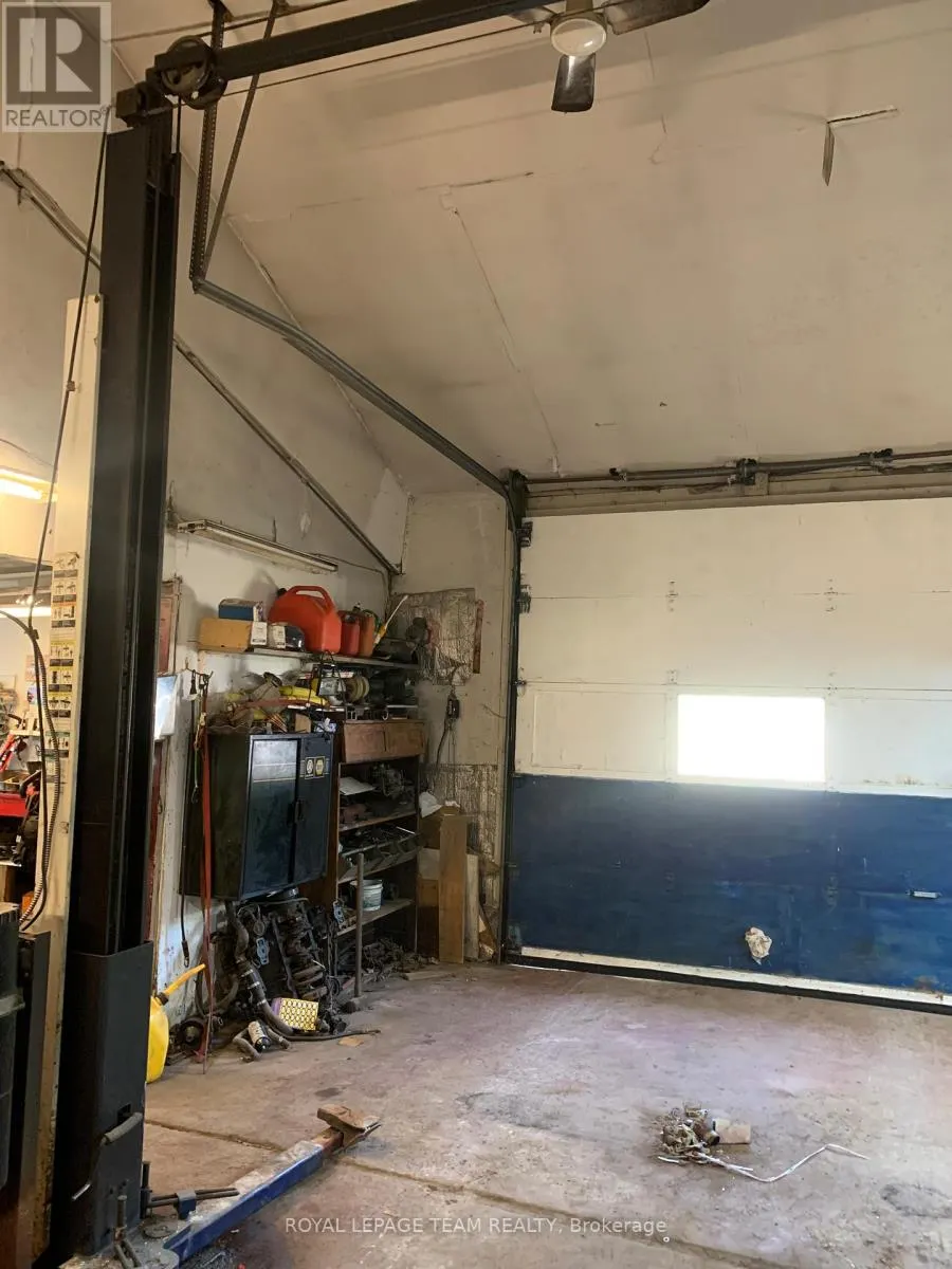 690 LIMERICK ROAD