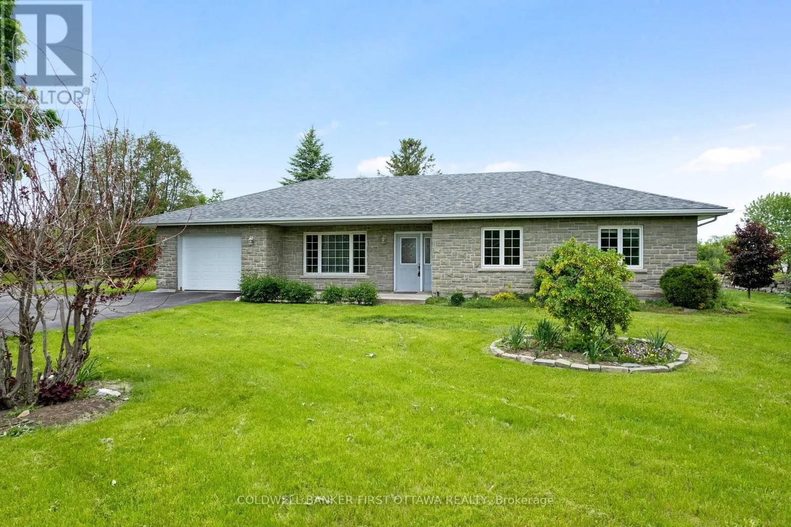 363 NAPOLEON STREET