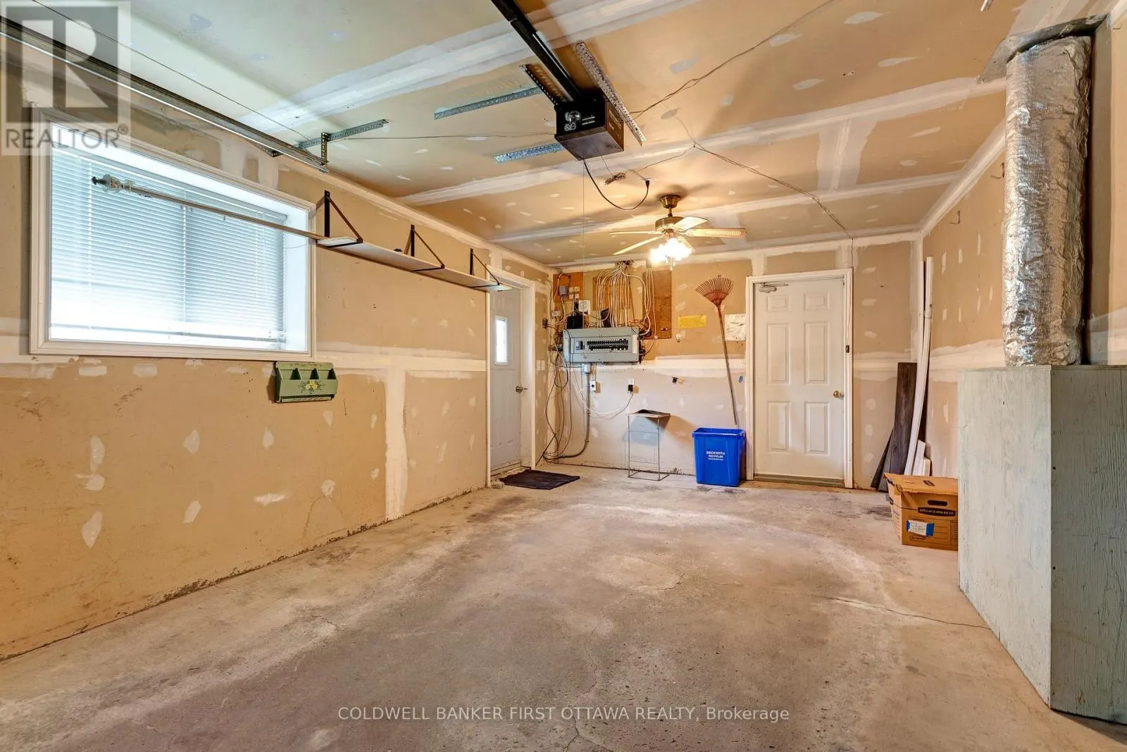 363 NAPOLEON STREET